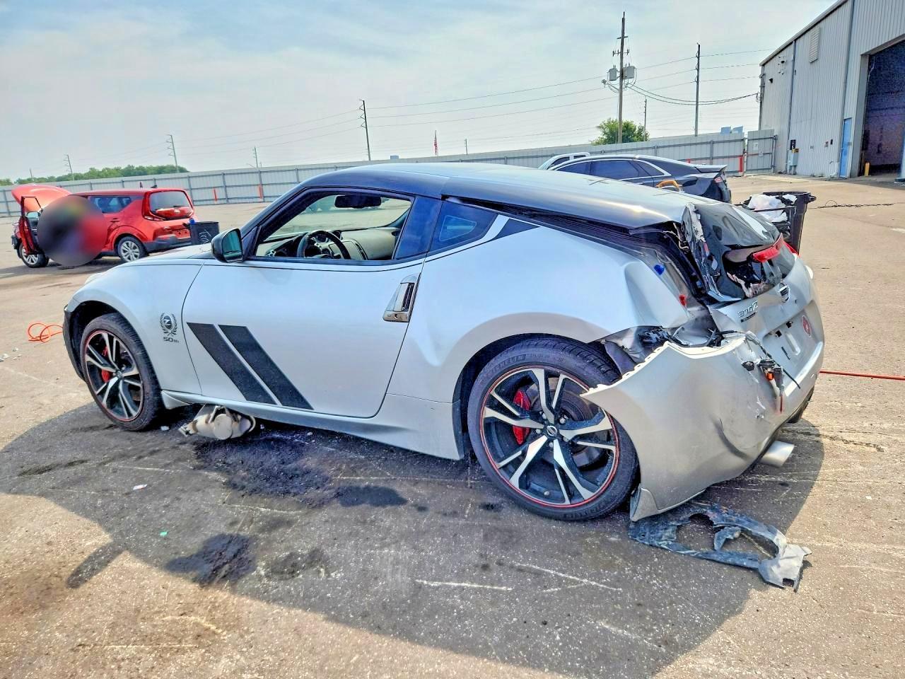 2020 Nissan 370Z Base - zdjęcie 2
