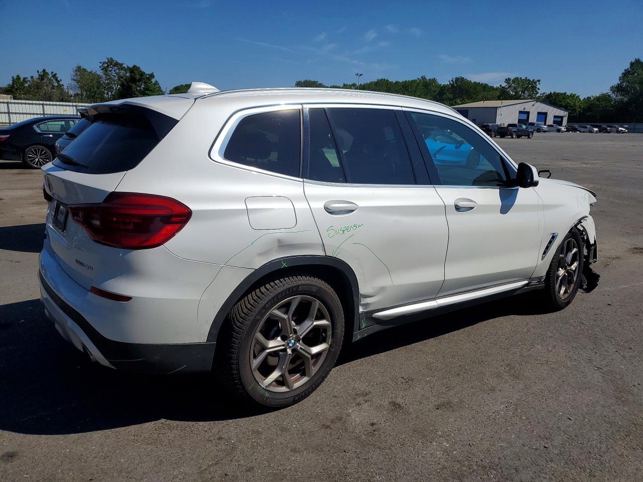 2021 BMW X3 xDrive30I - zdjęcie 3