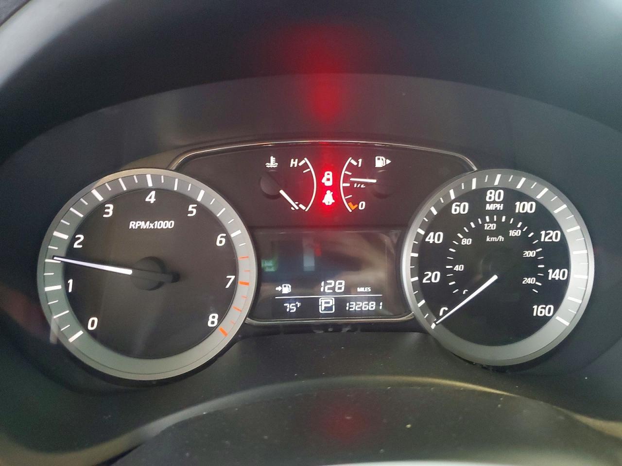 2013 Nissan Sentra S - zdjęcie 9