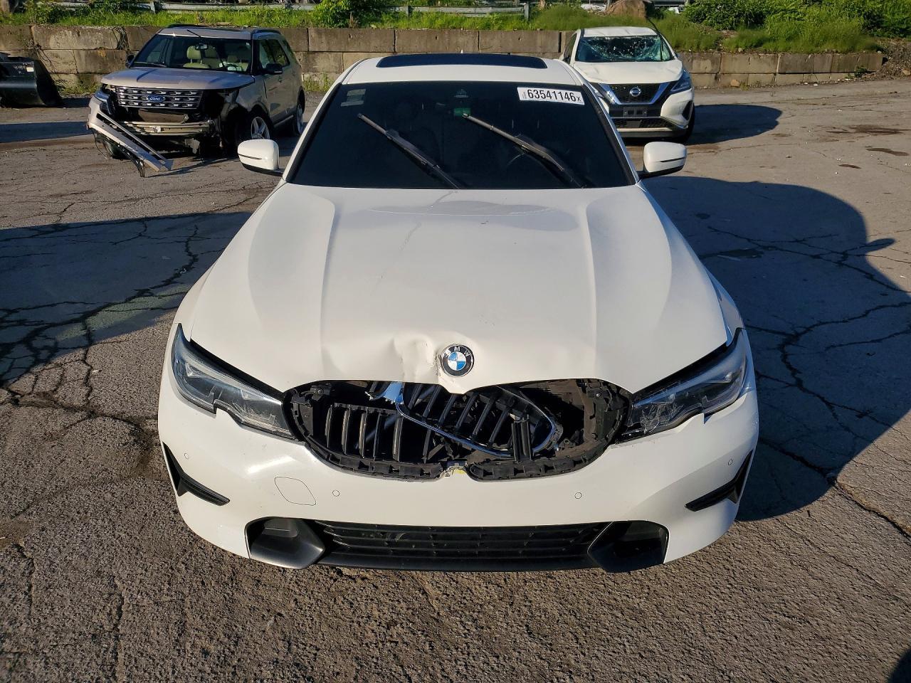2020 BMW 330I - zdjęcie 5