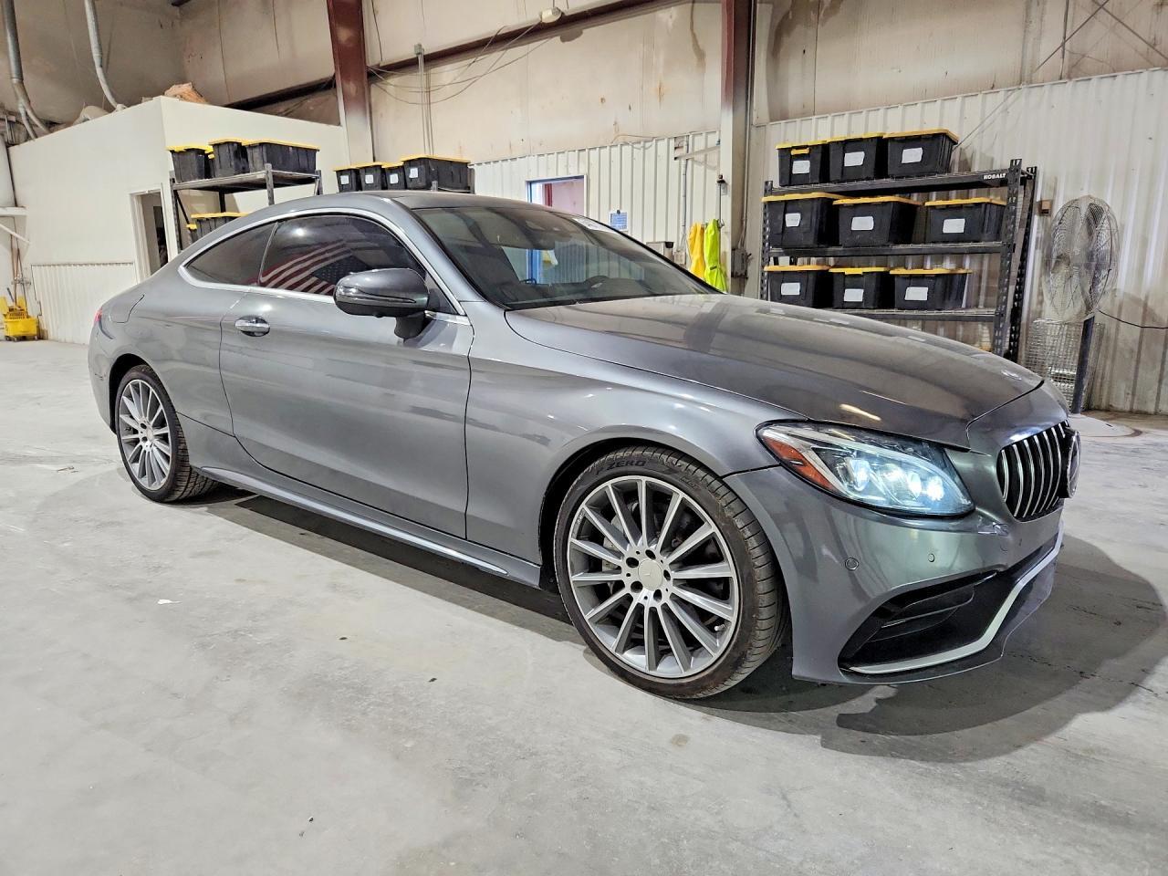 2017 Mercedes-Benz C 300 - zdjęcie 4