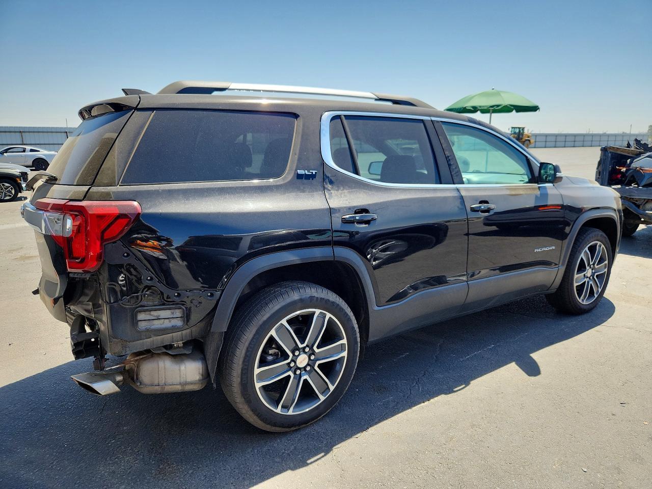 2021 GMC Acadia Slt - zdjęcie 3