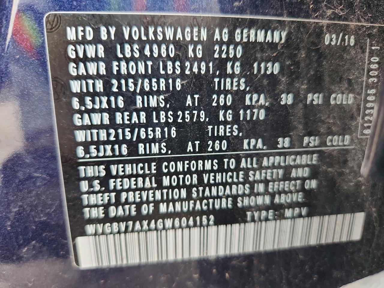 2016 Volkswagen Tiguan S - zdjęcie 12