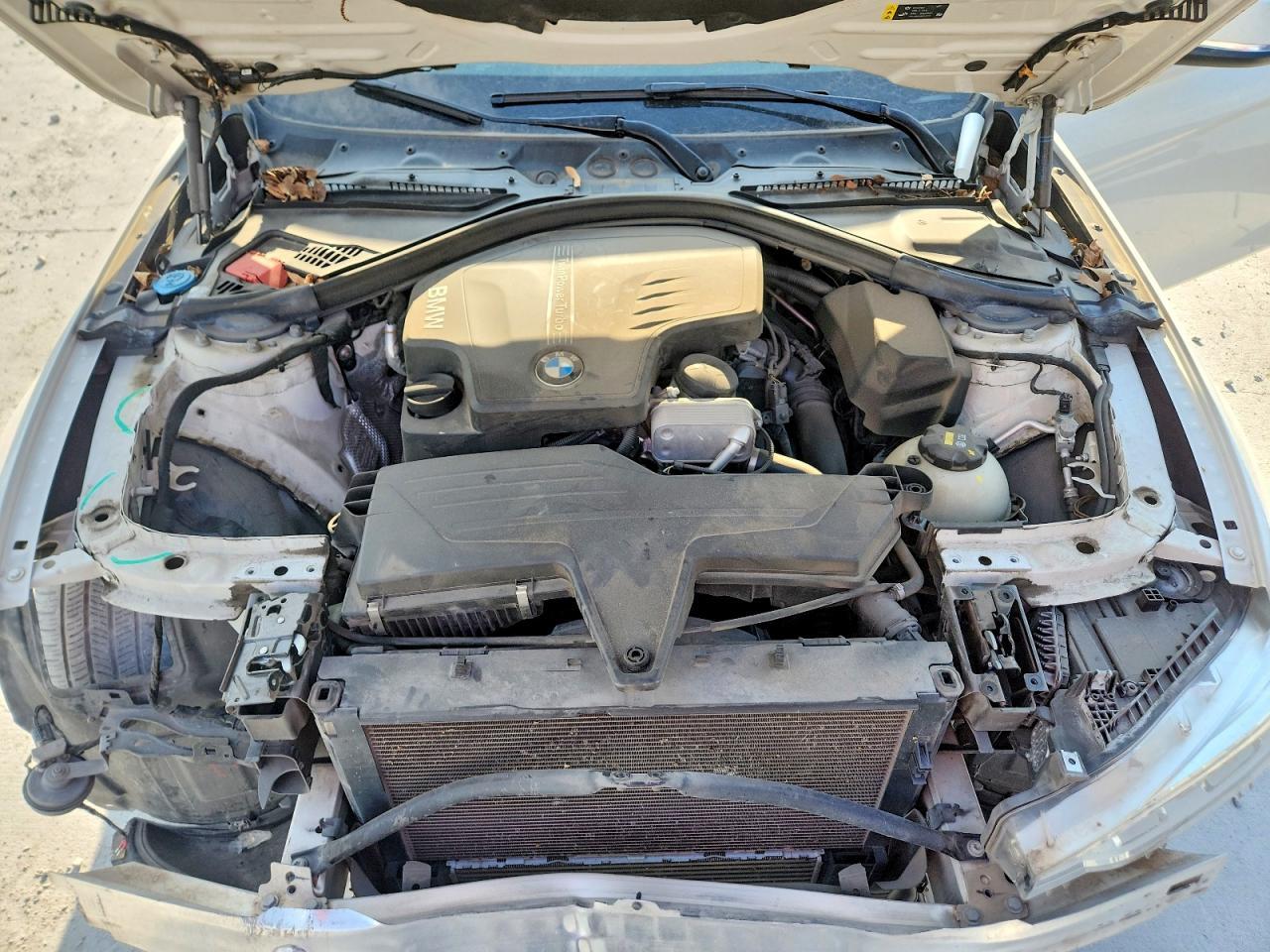 2018 BMW 320 I - zdjęcie 11