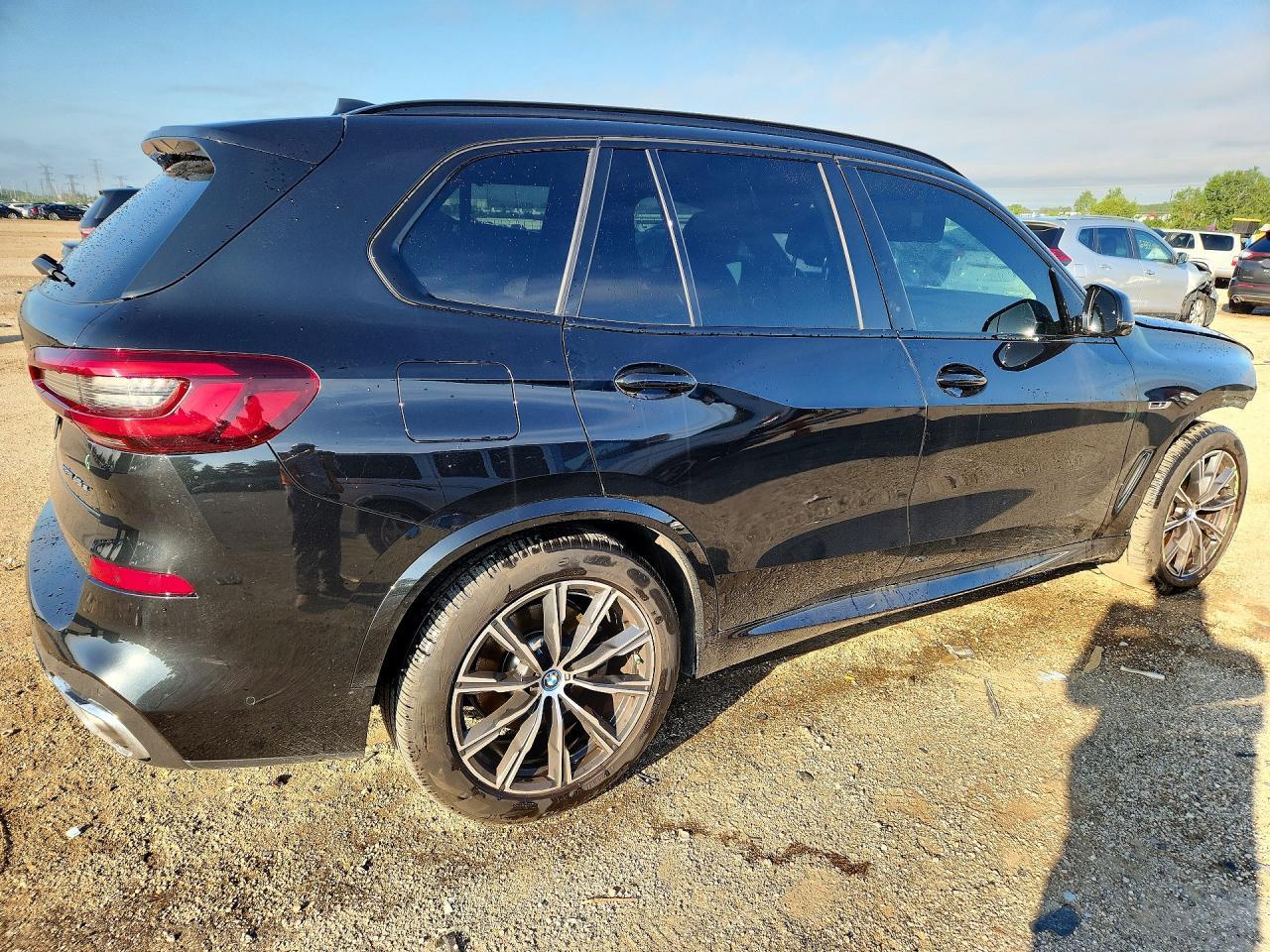 2023 BMW X5 xDrive45E - zdjęcie 3