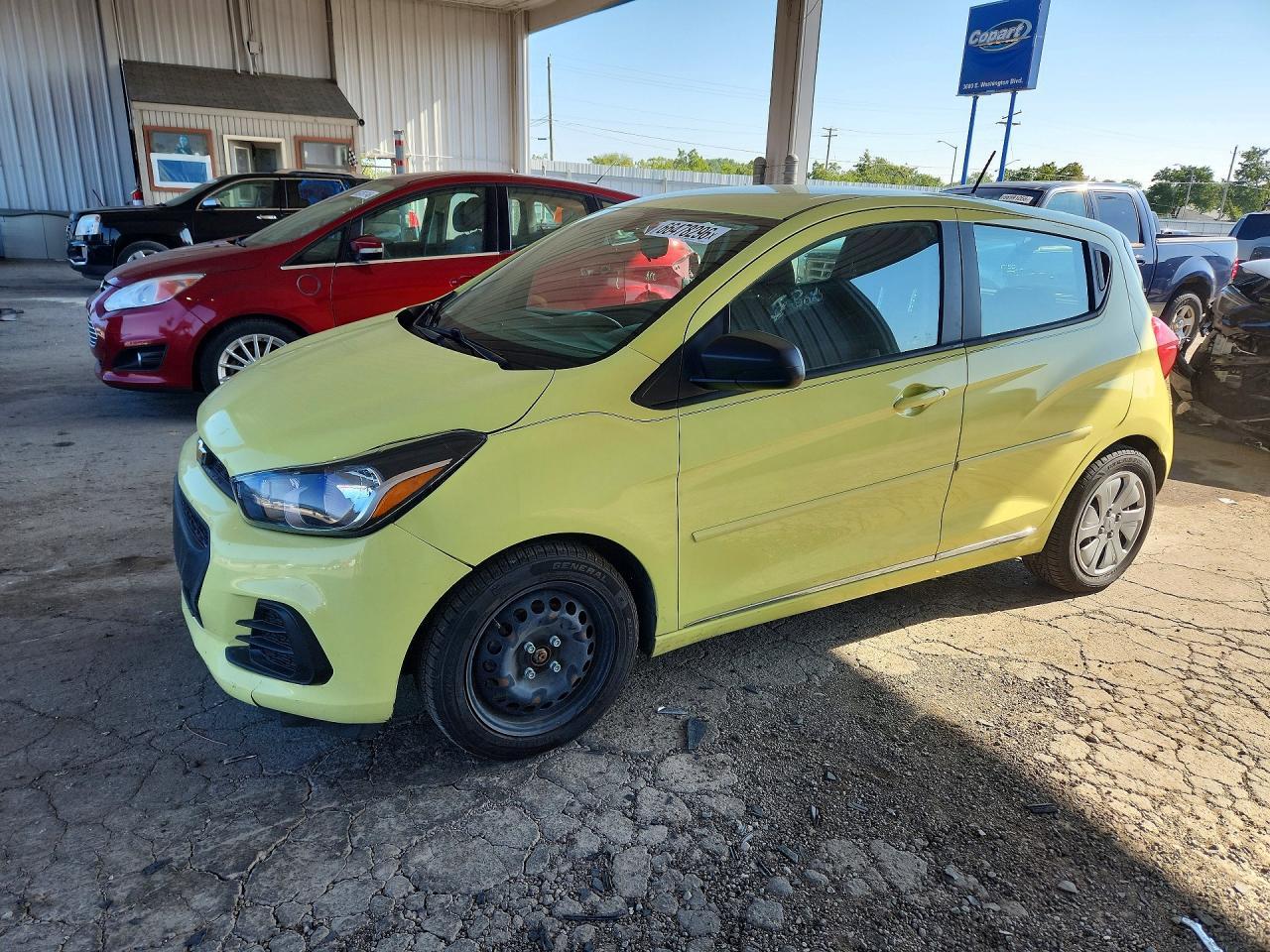 2017 Chevrolet Spark Ls - zdjęcie główne