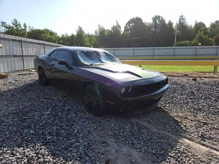 2021 Dodge Challenger Sxt - zdjęcie 13