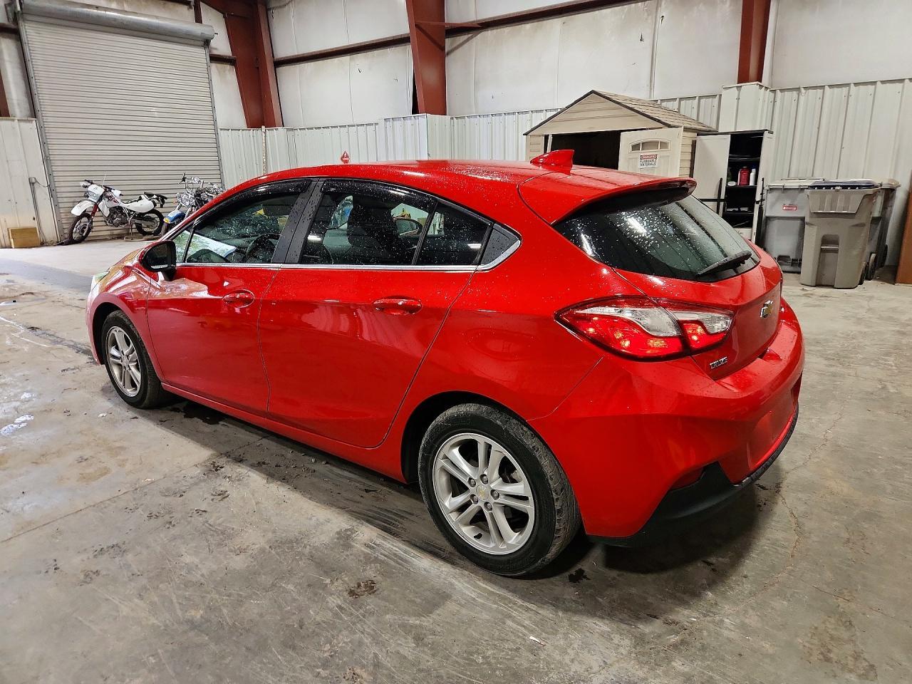 2017 Chevrolet Cruze Lt - zdjęcie 2