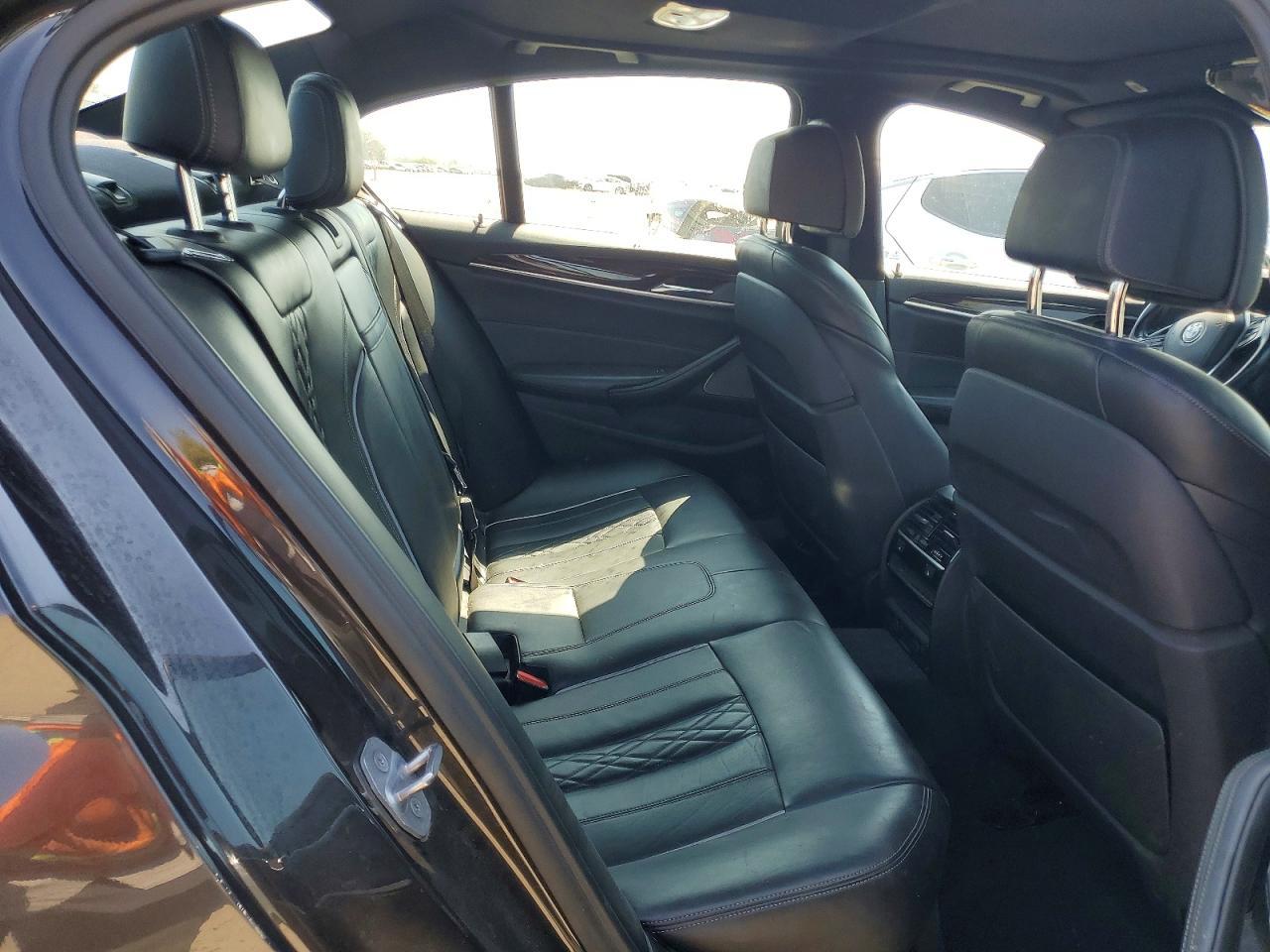 2018 BMW 530E - zdjęcie 10