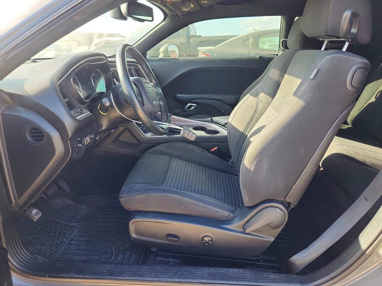 2019 Dodge Challenger Sxt - zdjęcie 7