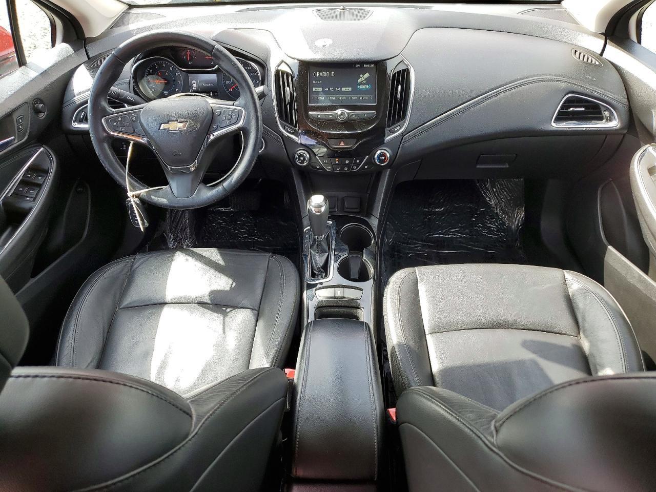 2017 Chevrolet Cruze Premier - zdjęcie 8