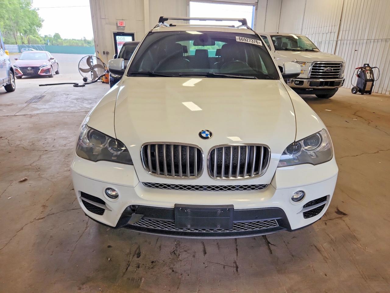 2013 BMW X5 xDrive35D - zdjęcie 5