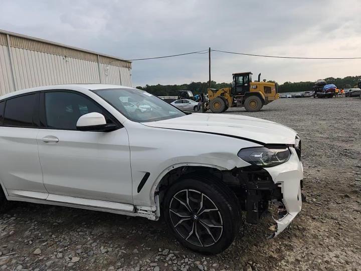 2025 BMW X4 xDrive30I - zdjęcie 14