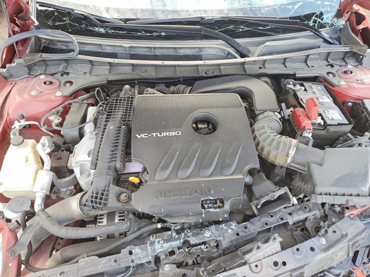 2022 Nissan Altima Sr - zdjęcie 12