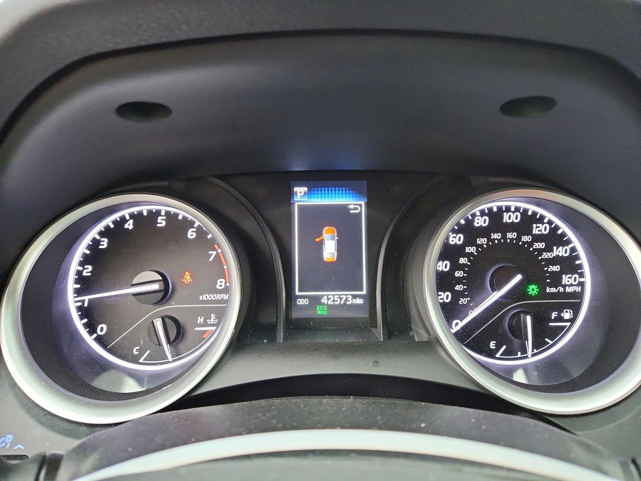 2024 Toyota Camry Le - zdjęcie 9