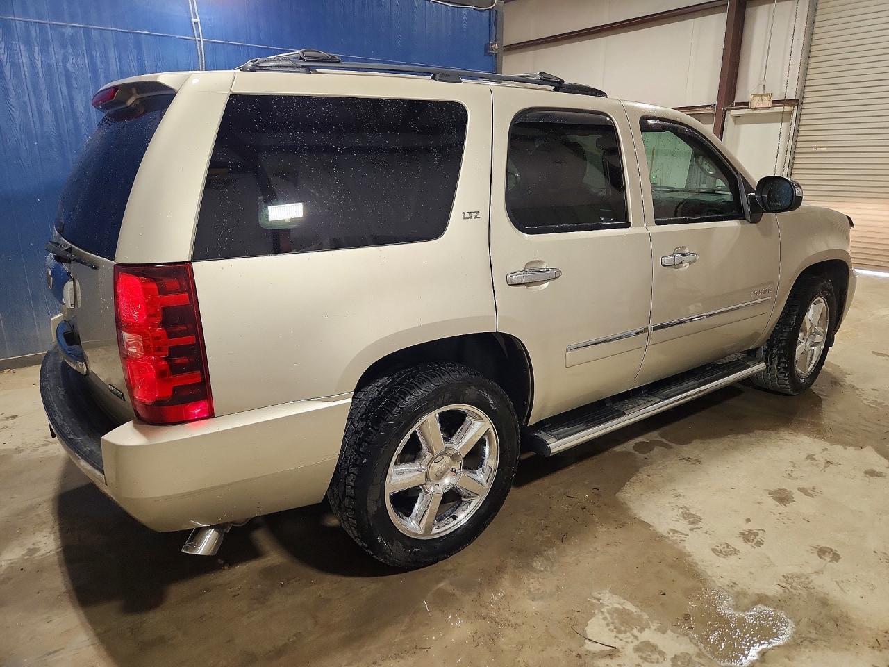 2013 Chevrolet Tahoe Ltz - zdjęcie 3
