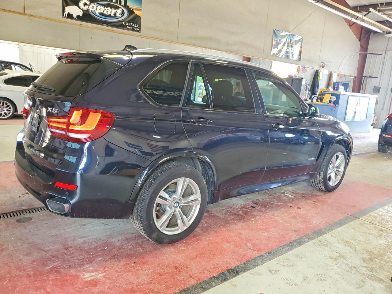 2015 BMW X5 xDrive35I - zdjęcie 3