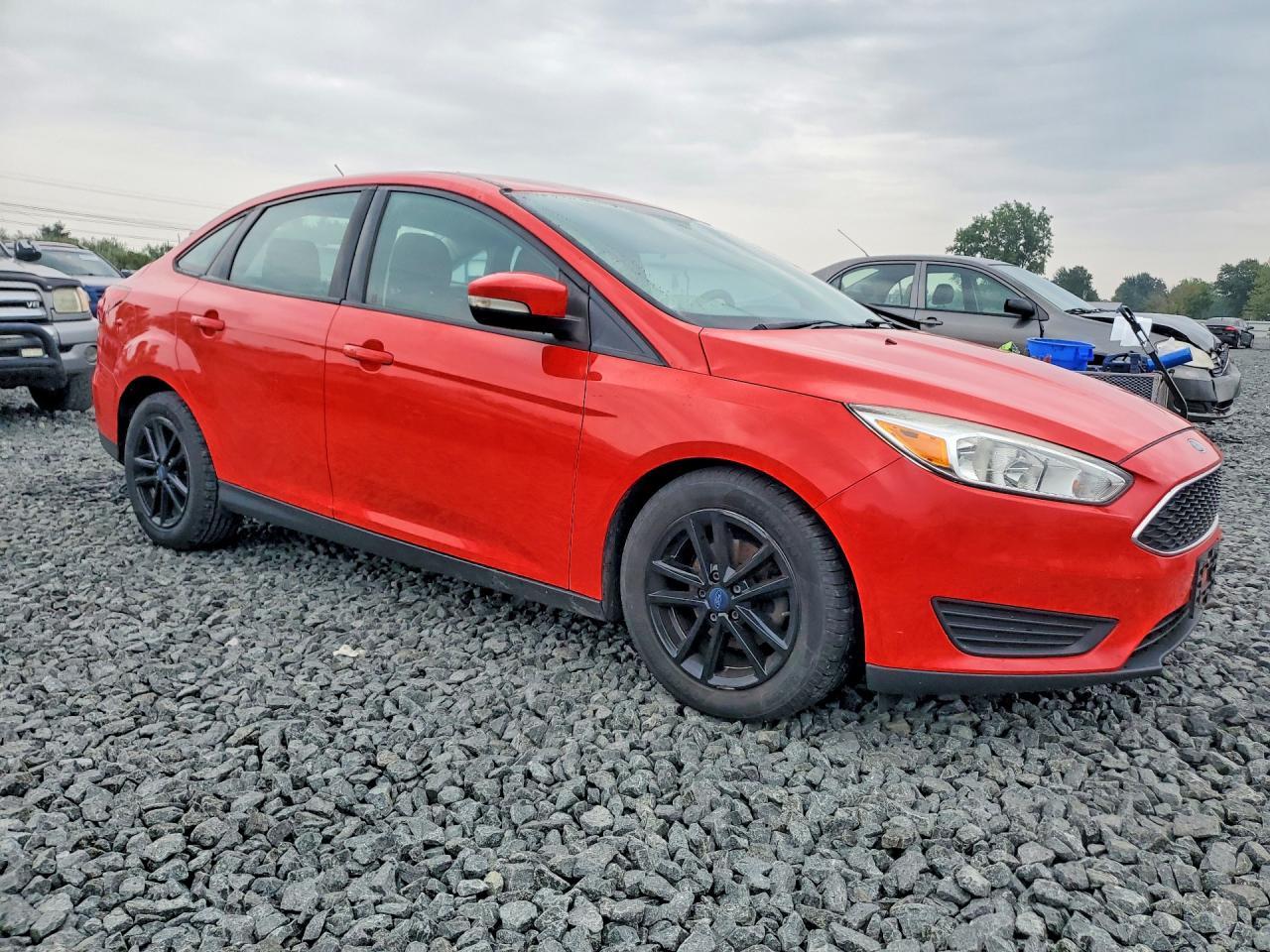 2016 Ford Focus Se - zdjęcie 4