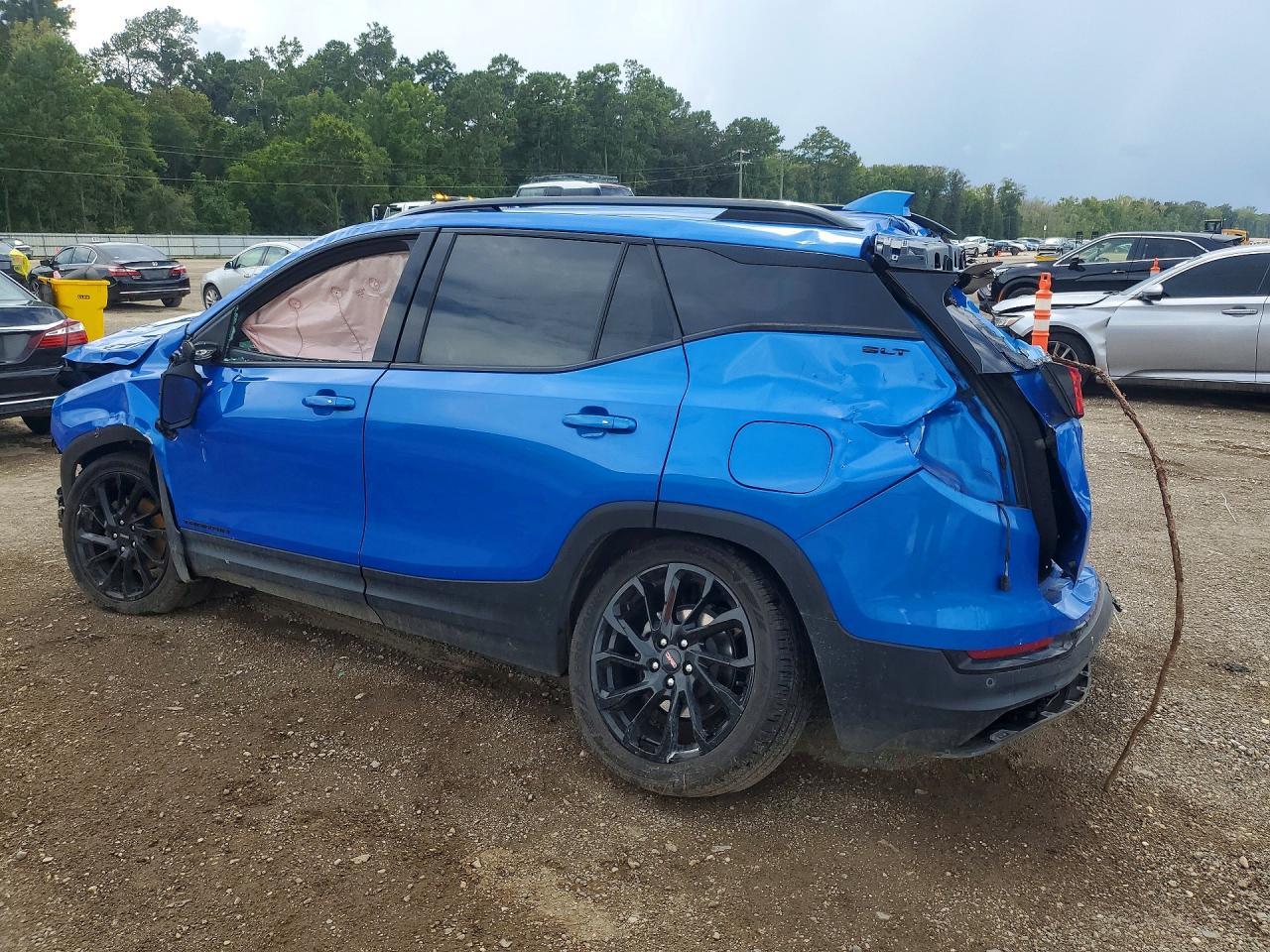 2024 GMC Terrain Slt - zdjęcie 2