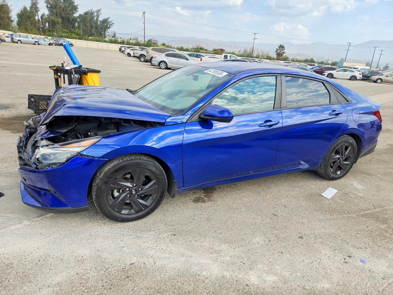 2023 Hyundai Elantra Sel - zdjęcie główne