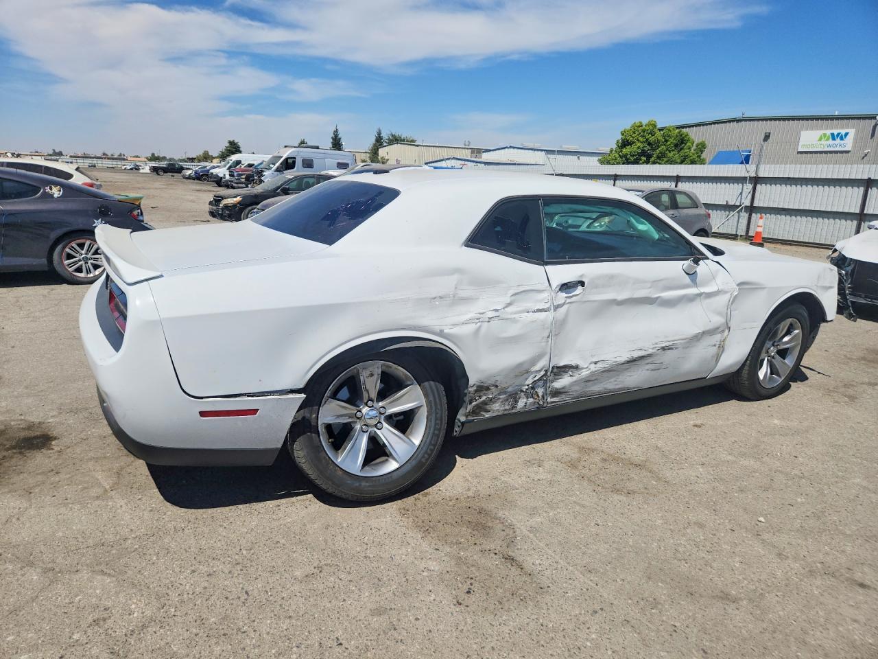 2020 Dodge Challenger Sxt - zdjęcie 3