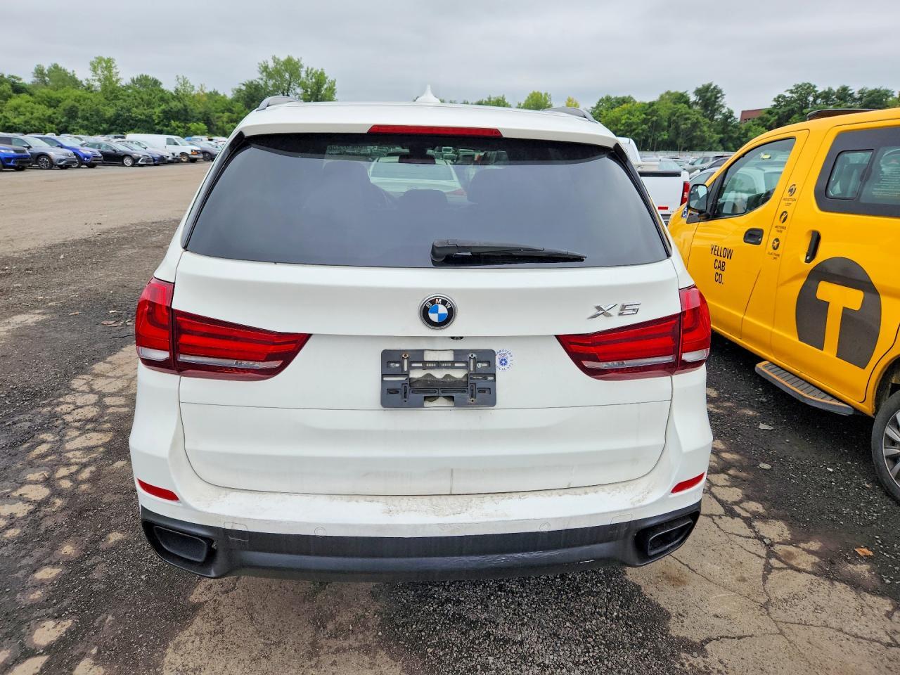2017 BMW X5 xDrive50I - zdjęcie 6