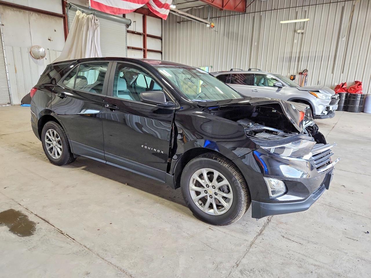 2021 Chevrolet Equinox Ls - zdjęcie 4