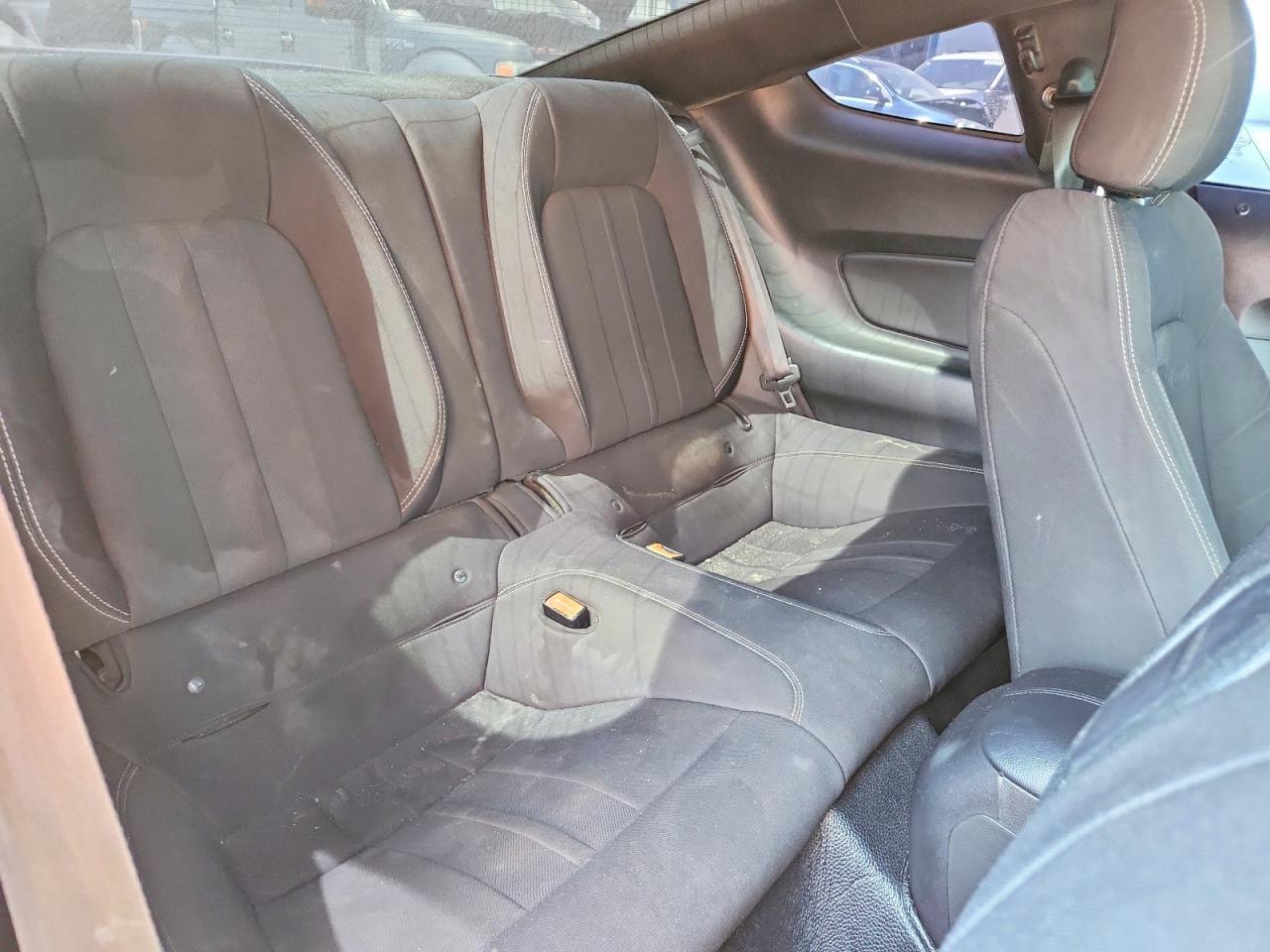 2019 Ford Mustang - zdjęcie 10