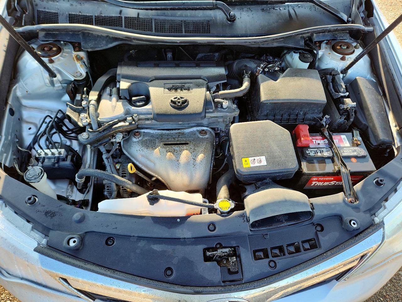 2013 Toyota Camry Le - zdjęcie 11