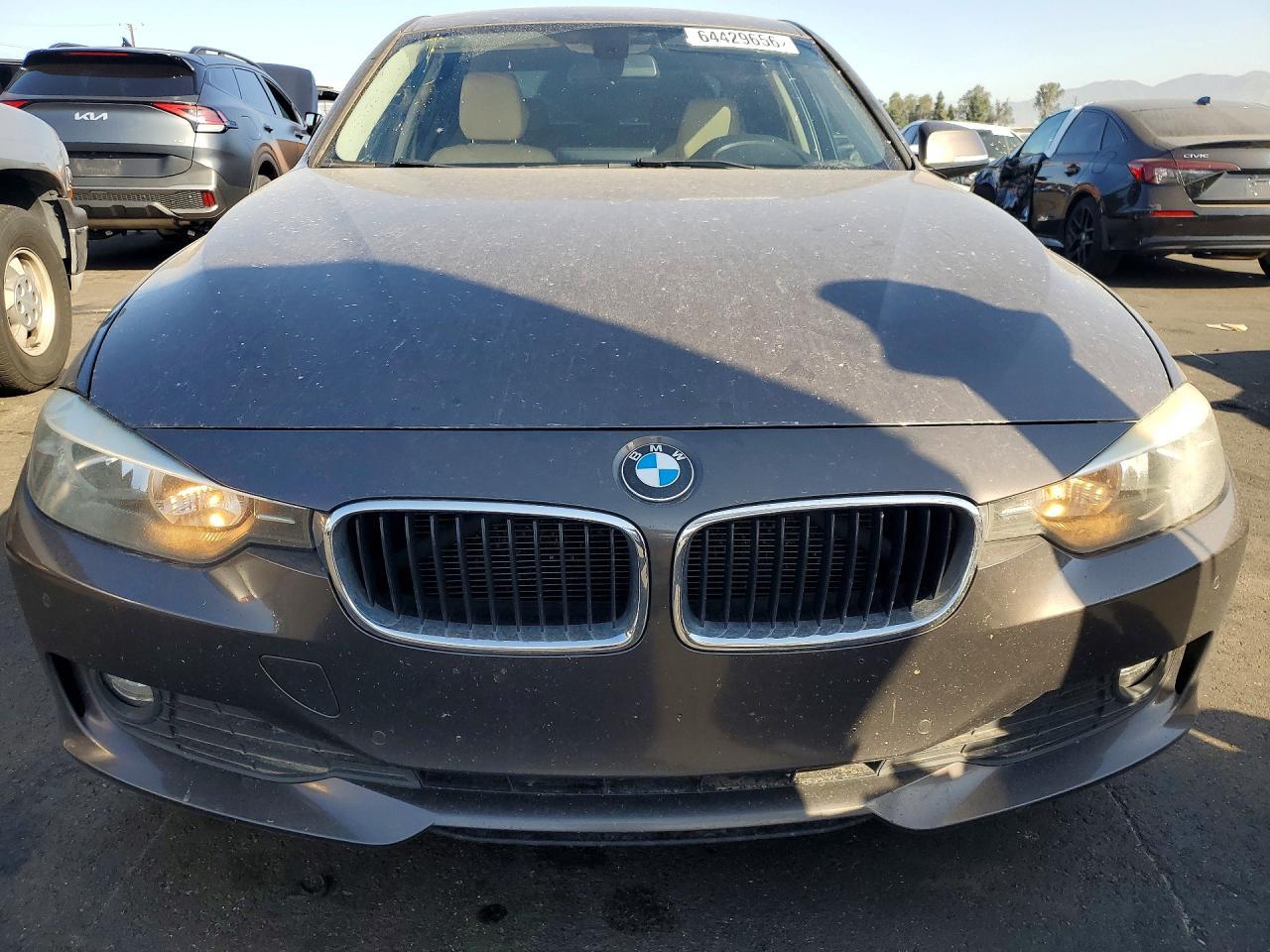 2015 BMW 320 I - zdjęcie 5