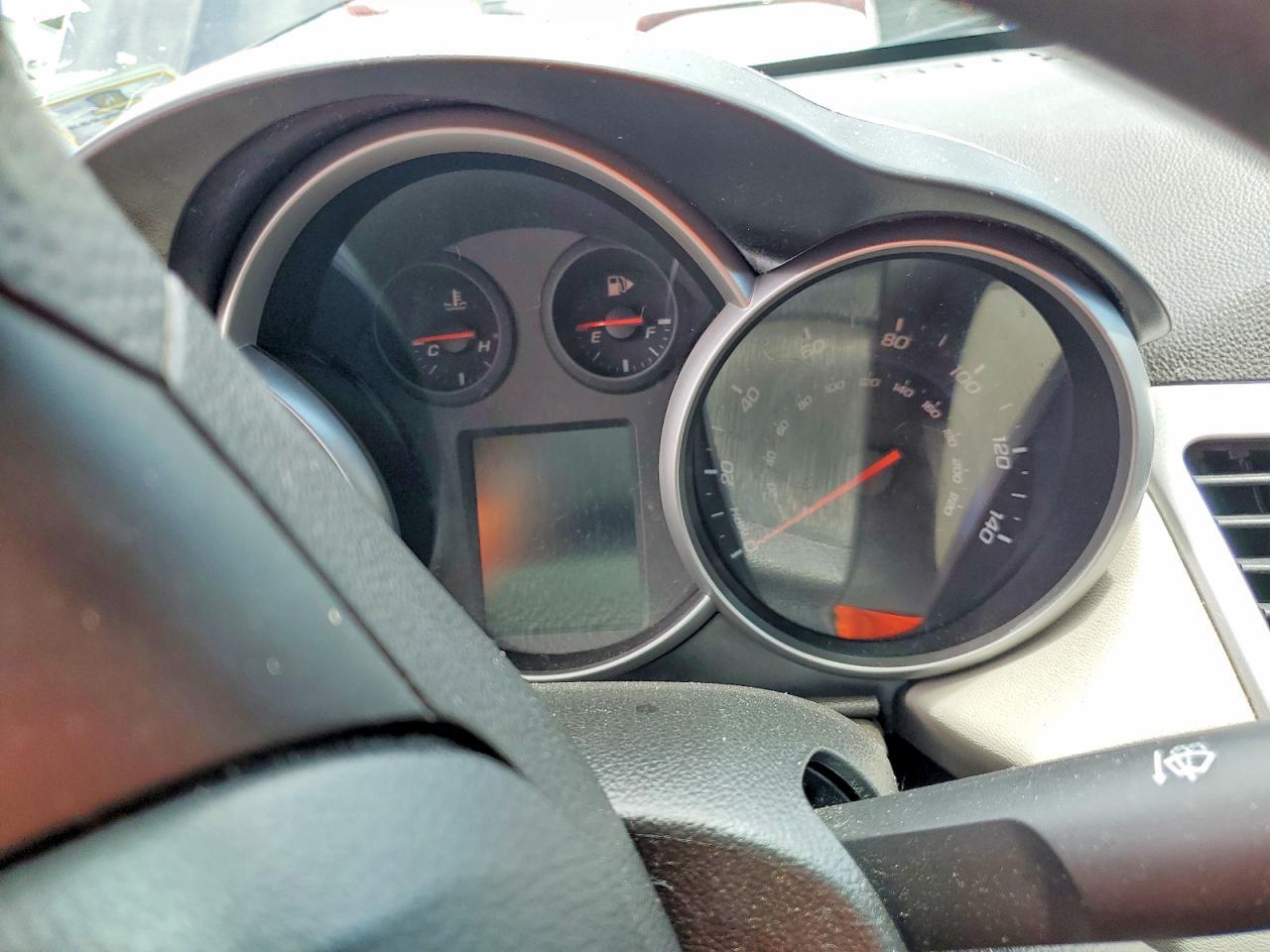 2014 Chevrolet Cruze Ls - zdjęcie 9