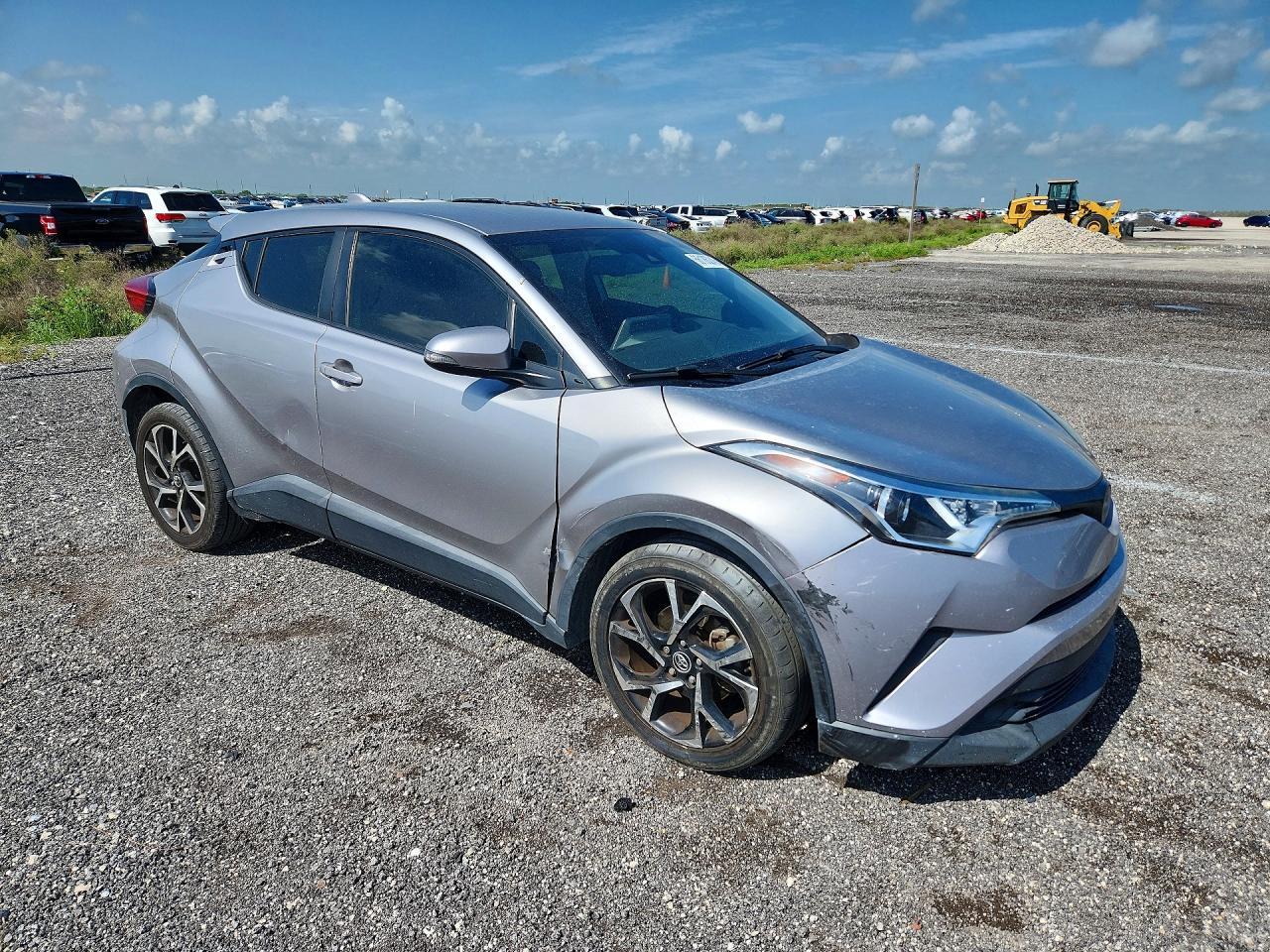 2019 Toyota C-Hr Xle - zdjęcie 4