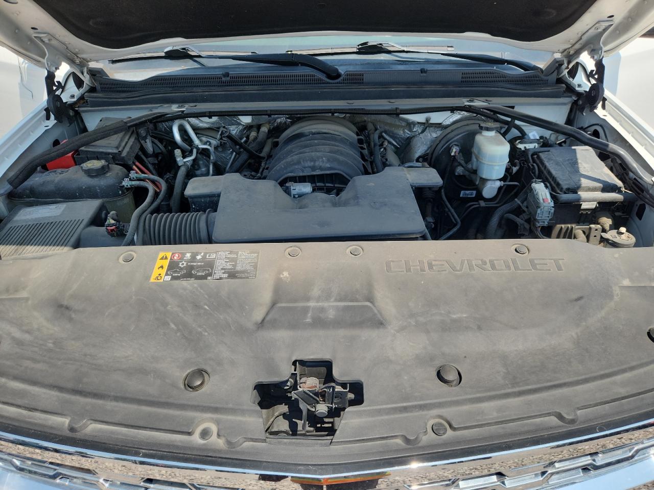 2018 Chevrolet Suburban C1500 Lt - zdjęcie 12