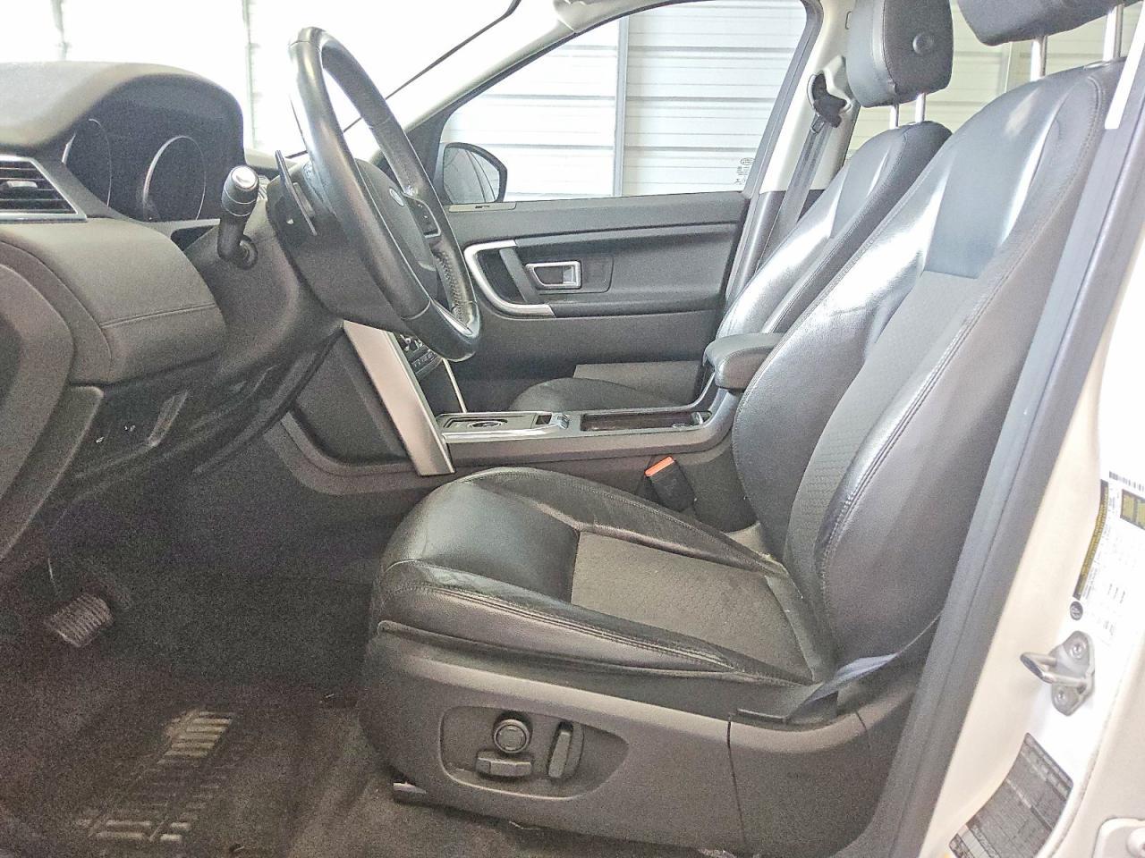 2016 Land Rover Discovery Sport Se - zdjęcie 7