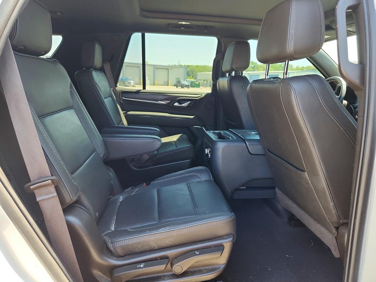 2022 GMC Yukon Denali - zdjęcie 10