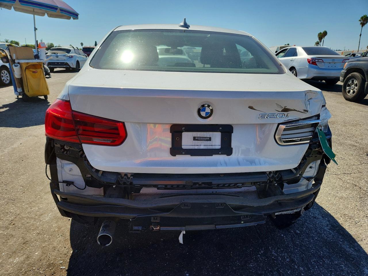 2018 BMW 320 I - zdjęcie 6