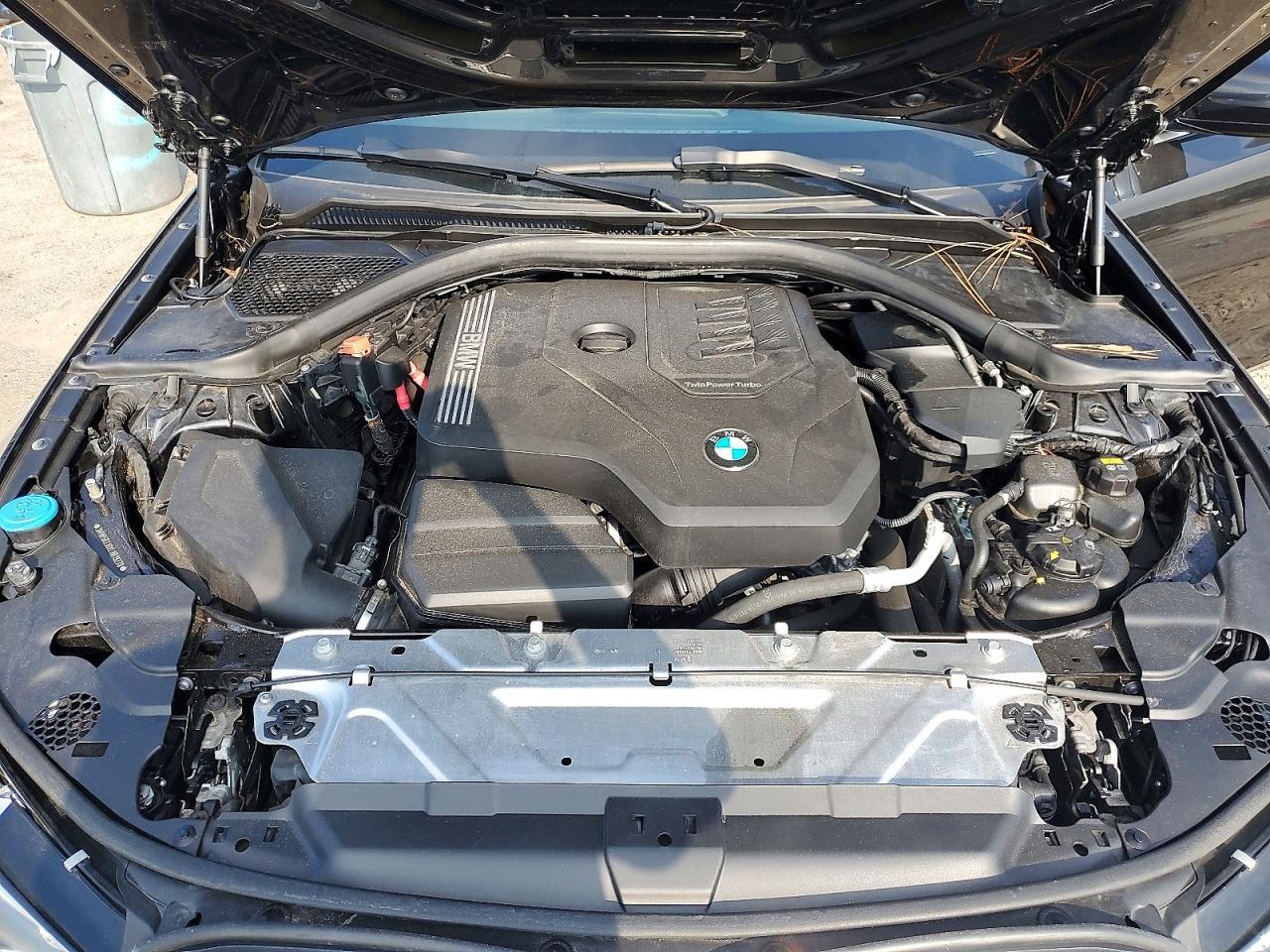 2020 BMW Seria 3 330i - zdjęcie 11