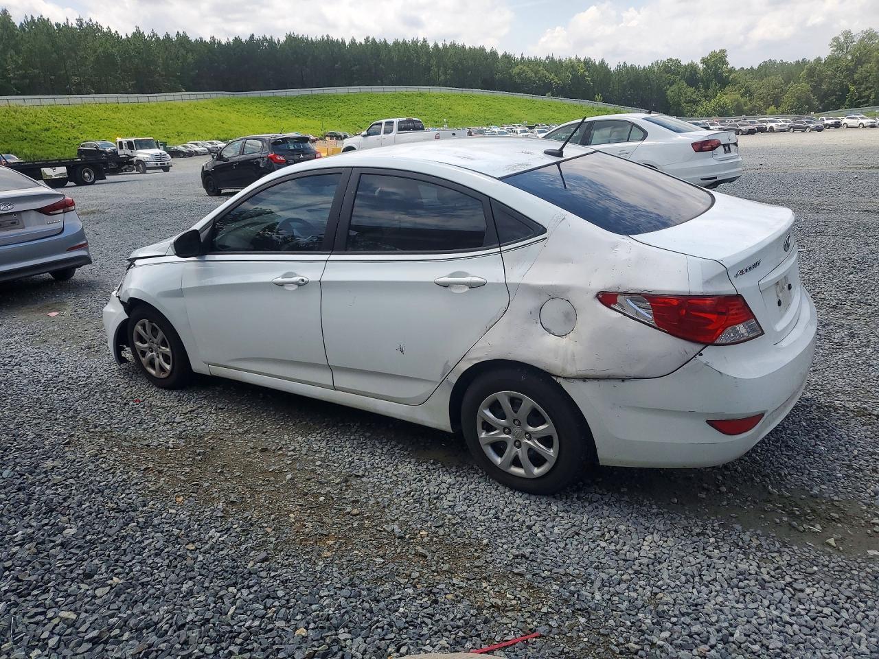 2013 Hyundai Accent Gls - zdjęcie 2