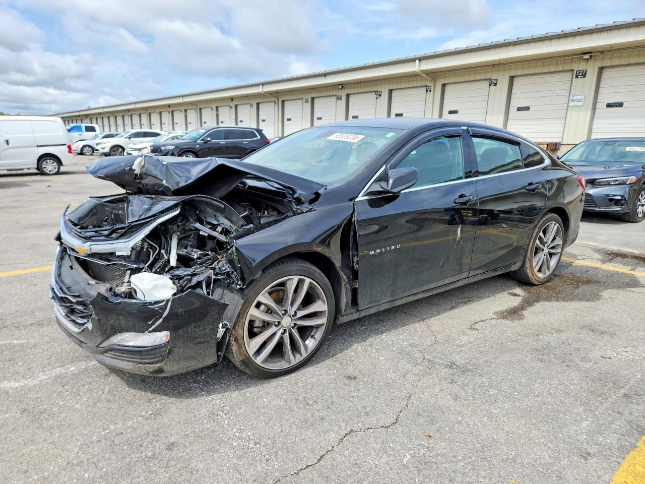 2022 Chevrolet Malibu Lt - zdjęcie główne