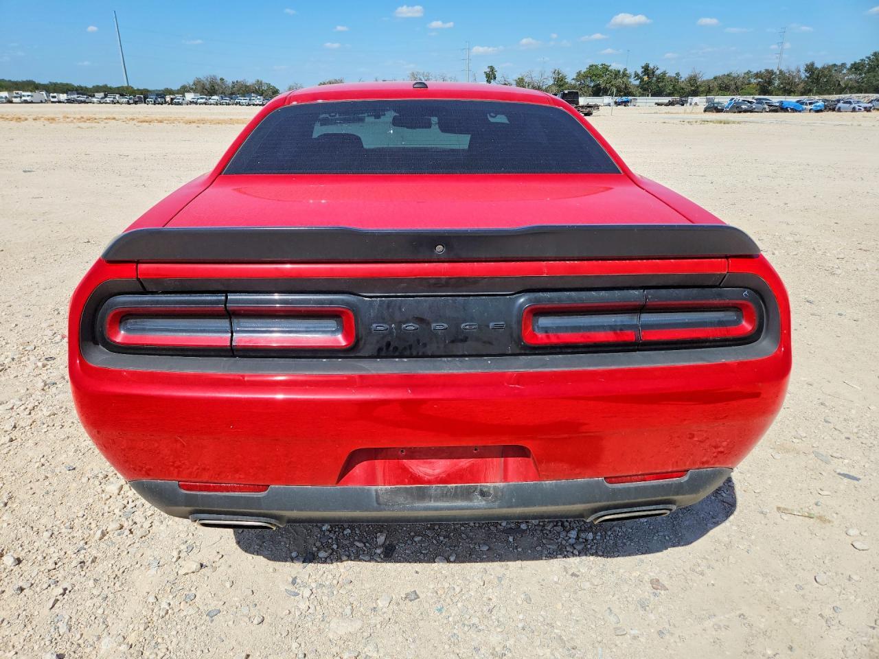 2023 Dodge Challenger Sxt - zdjęcie 6
