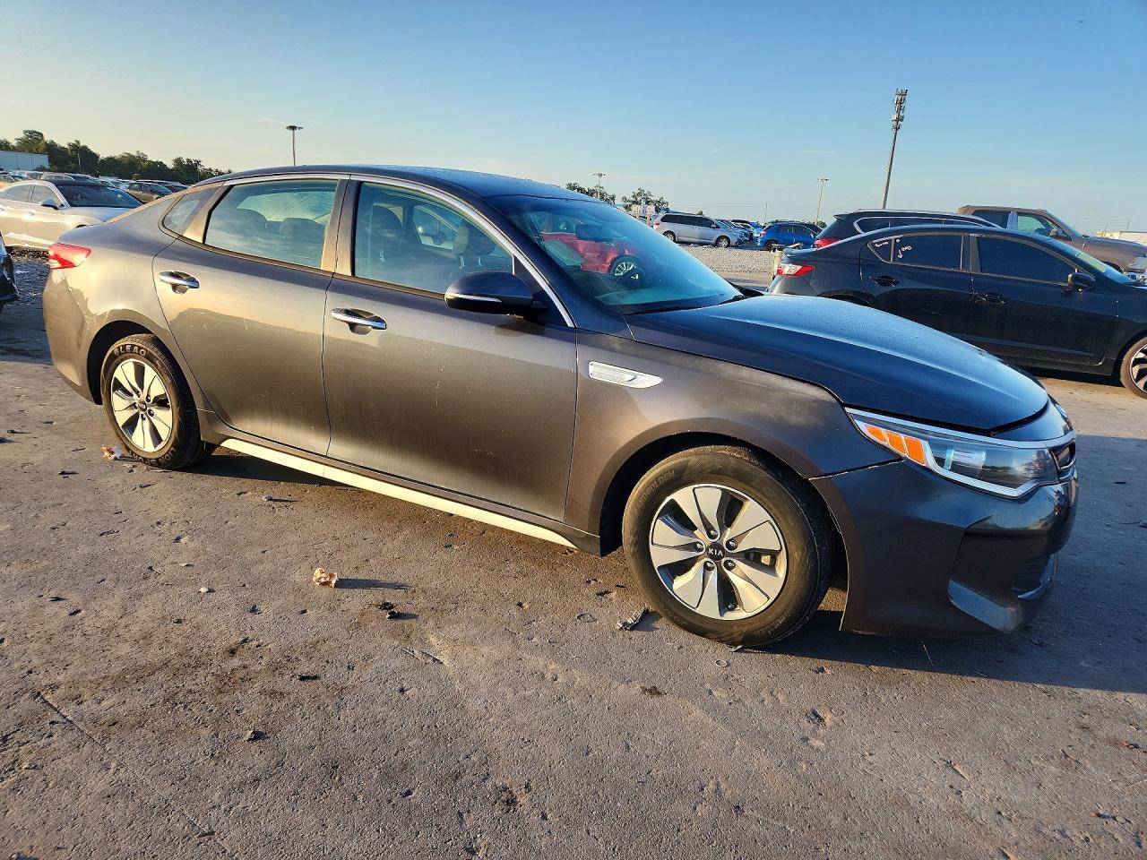 2017 Kia Optima Hybrid - zdjęcie 4
