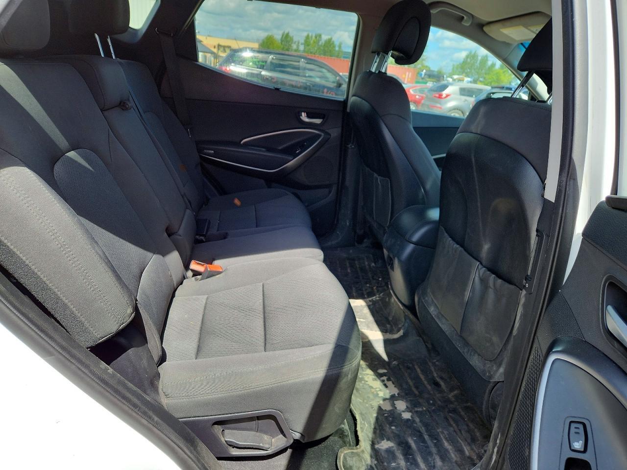 2018 Hyundai Santa Fe Sport 2.4L - zdjęcie 11