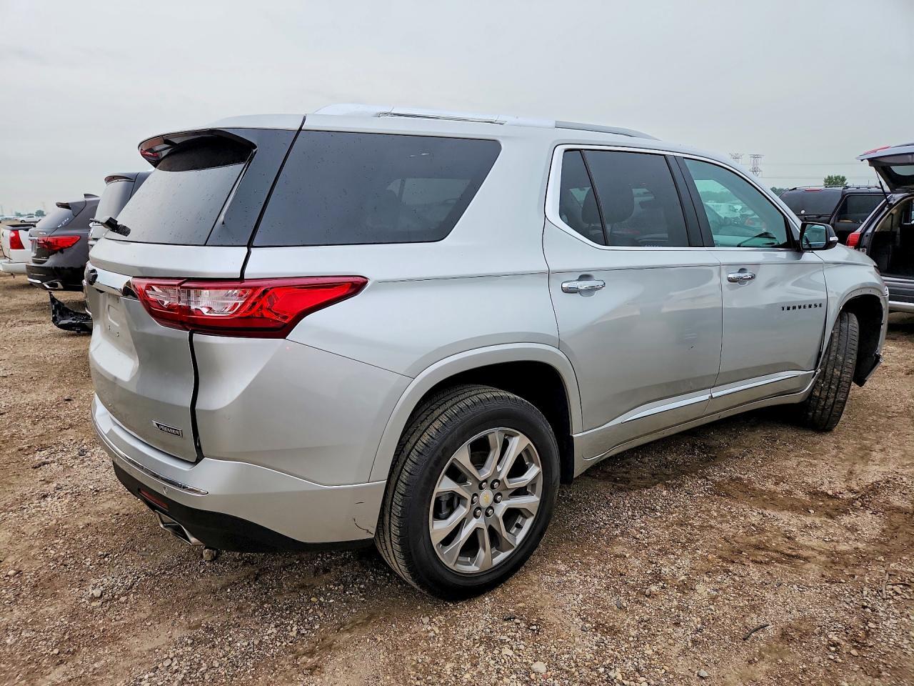 2018 Chevrolet Traverse Premier - zdjęcie 3