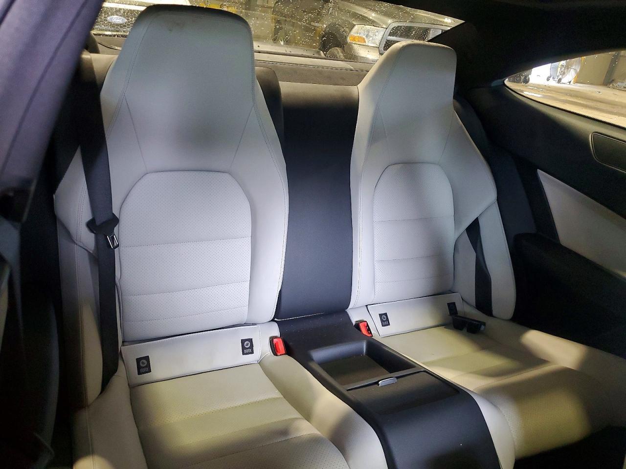 2014 Mercedes-Benz C 250 - zdjęcie 10