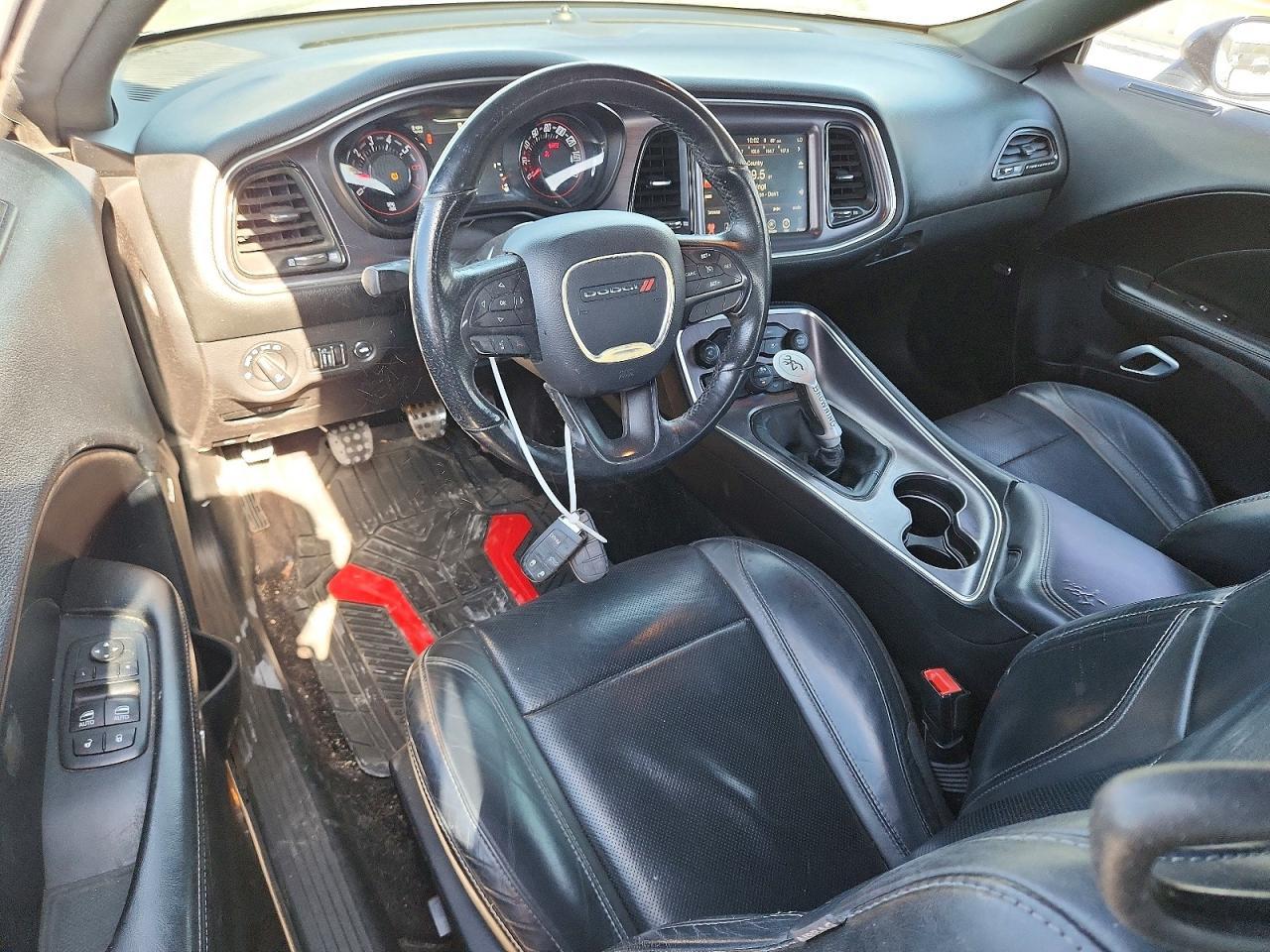 2016 Dodge Challenger R/T - zdjęcie 8