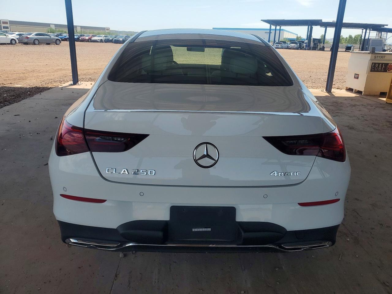2025 Mercedes-Benz Cla 250 4Matic - zdjęcie 6
