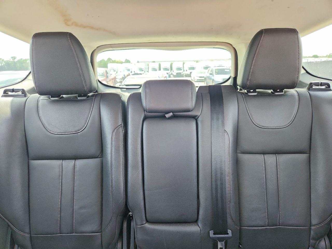 2013 Ford Escape Titanium - zdjęcie 10