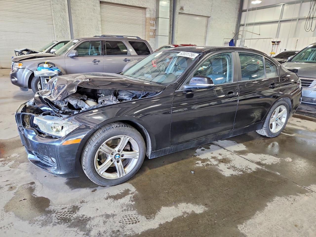 2015 BMW Seria 3 328i - zdjęcie główne