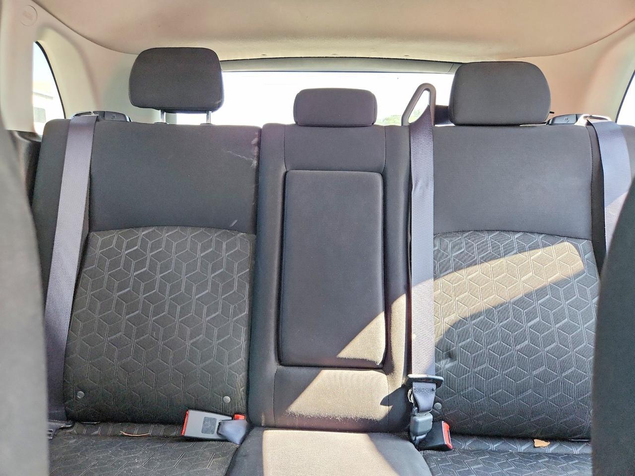 2021 Mitsubishi Outlander Sport Es - zdjęcie 10