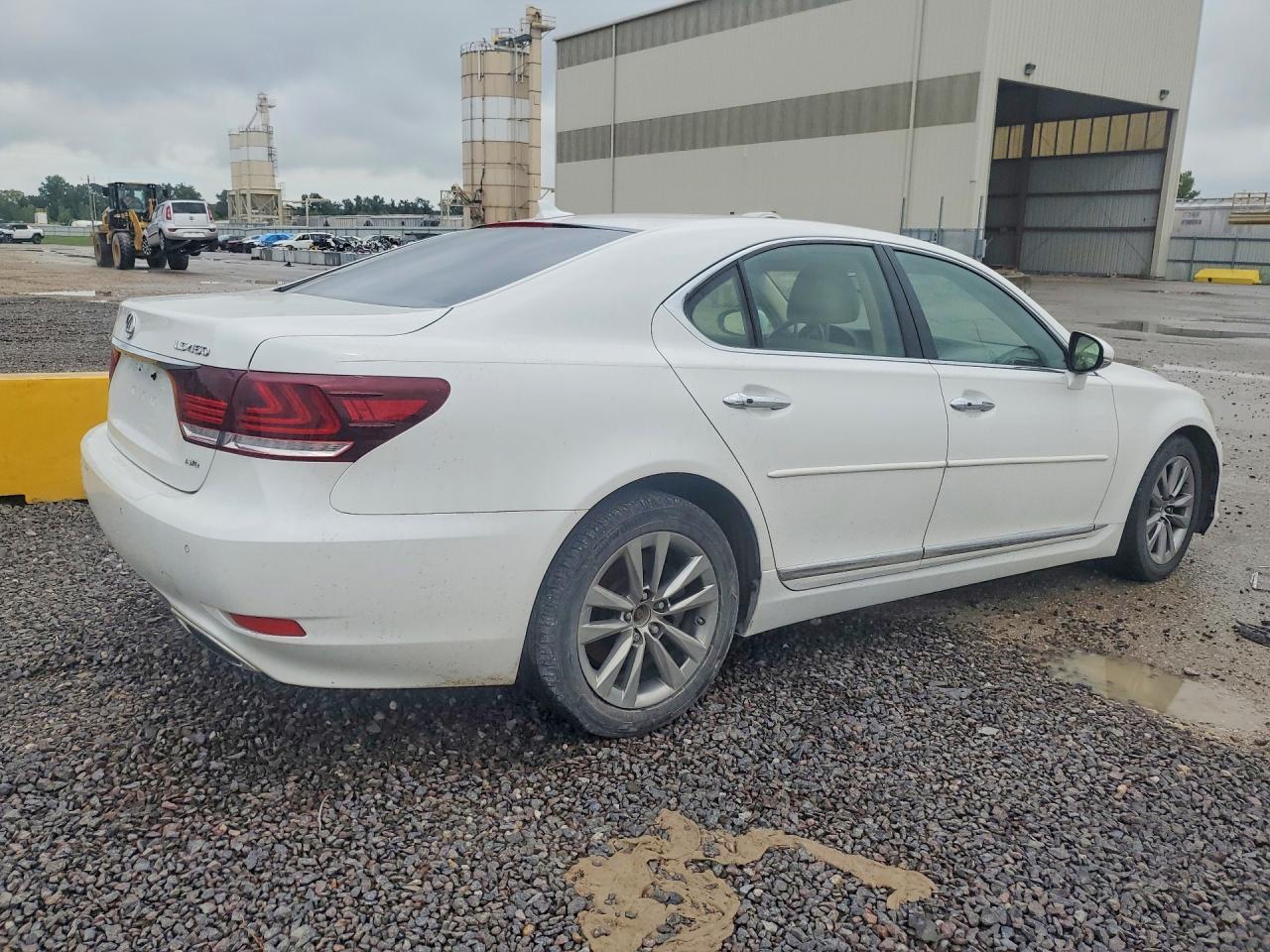 2013 Lexus Ls 460 - zdjęcie 3